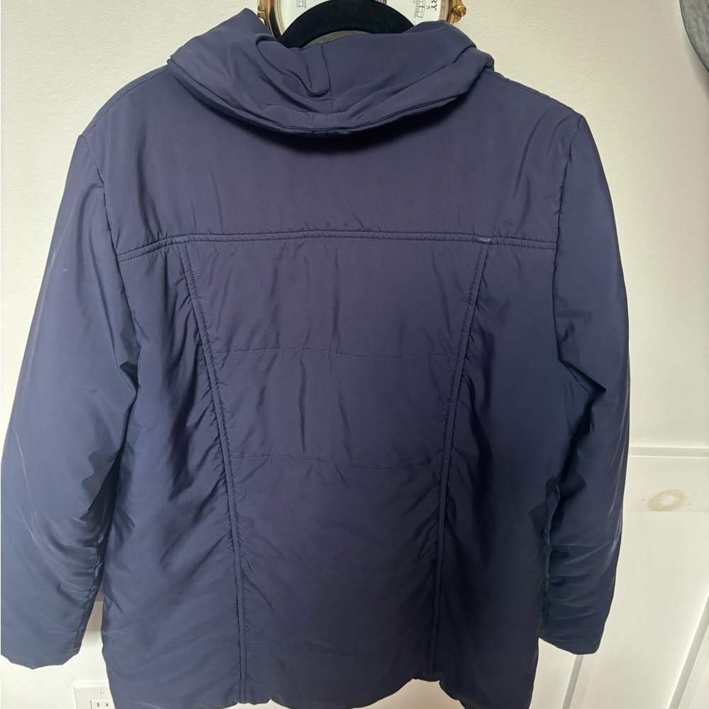 L.L. Bean Dark Blue Polyester ladies jacket - Picture 4 of 6